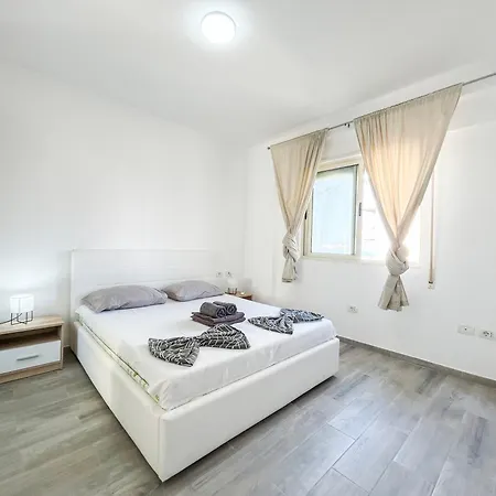 The Pearl Residences *