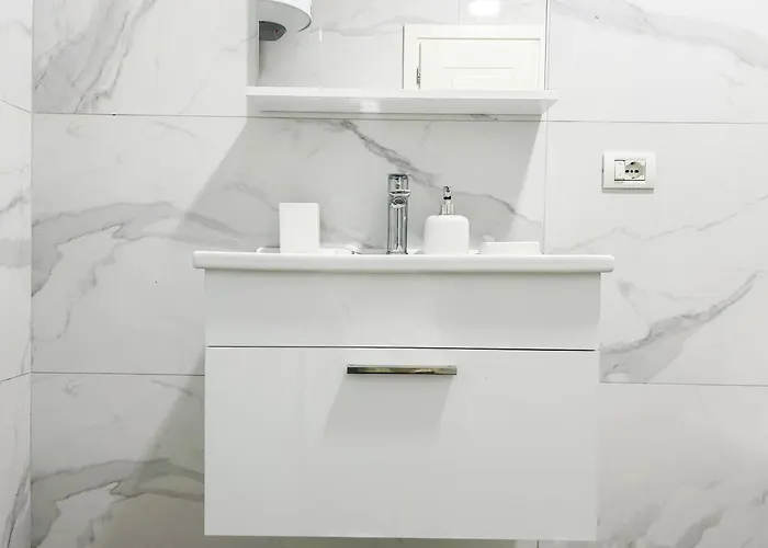 The Pearl Residences Apartment