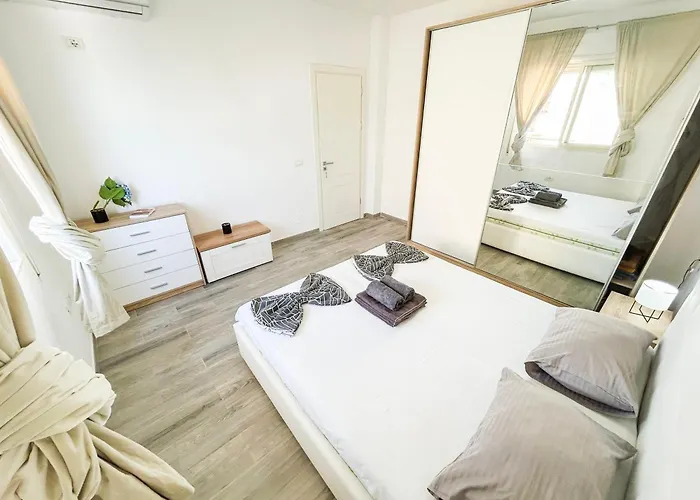 The Pearl Residences Apartment